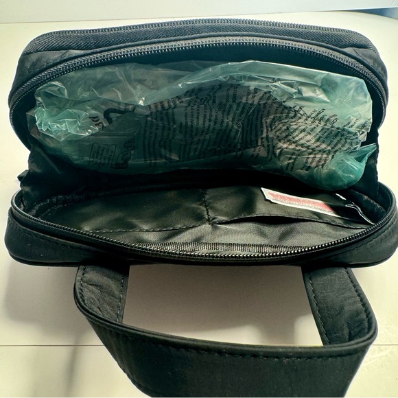 NWT. Primark Disney makeup cosmetic toiletries bag featuring Mickey Mouse. - Picture 9 of 14